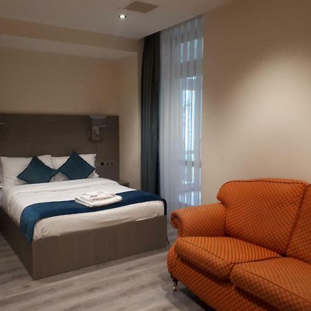 The Lion & Key Hotel Лондон Экстерьер фото