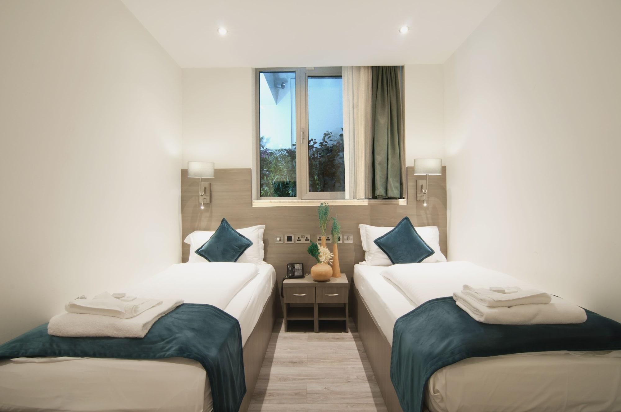 The Lion & Key Hotel Лондон Экстерьер фото